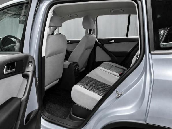 Volkswagen Tiguan I с пробегом 2010 года, цена 950 000 рублей, 135000 км, внедорожник, Автокод Объявления