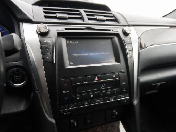Toyota Camry VII (XV50) Рестайлинг 2 с пробегом 2017 года, цена 2 349 000 рублей, 142000 км, седан, Автокод Объявления