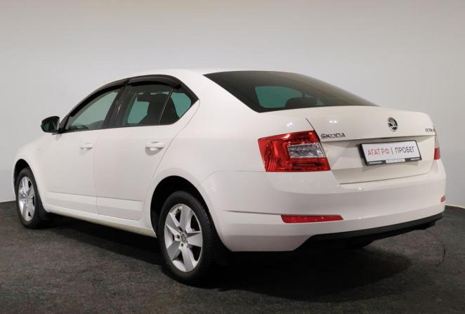 Skoda Octavia III (A7) с пробегом 2015 года, цена 1 320 000 рублей, 140213 км, лифтбек, Автокод Объявления