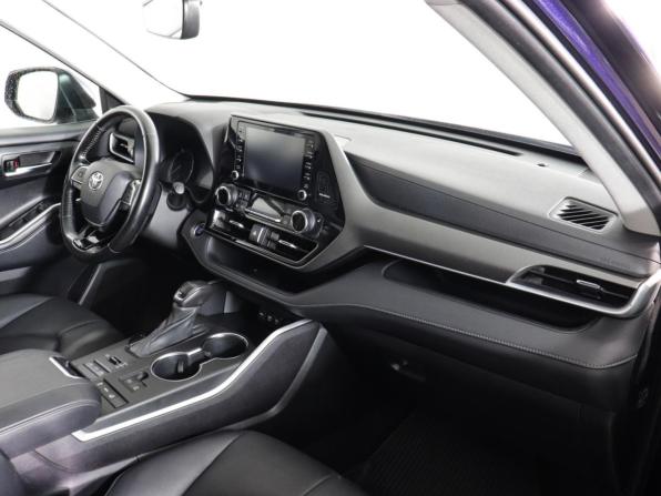 Toyota Highlander IV (XU70) с пробегом 2021 года, цена 4 897 000 рублей, 102257 км, внедорожник, Автокод Объявления