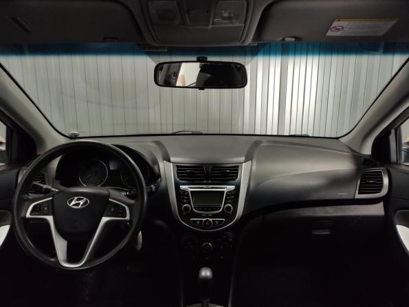 Hyundai Solaris I с пробегом 2011 года, цена 690 000 рублей, 205117 км, седан, Автокод Объявления