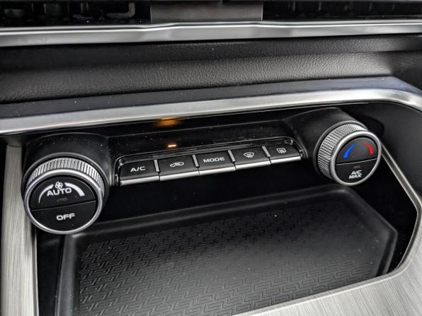 Geely Coolray I с пробегом 2024 года, цена 1 970 000 рублей, 56933 км, внедорожник, Автокод Объявления