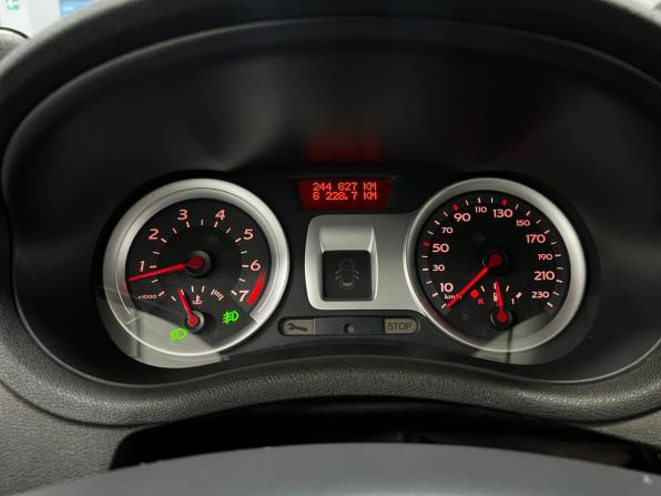 Renault Clio III с пробегом 2007 года, цена 510 000 рублей, 244111 км, хэтчбек, Автокод Объявления