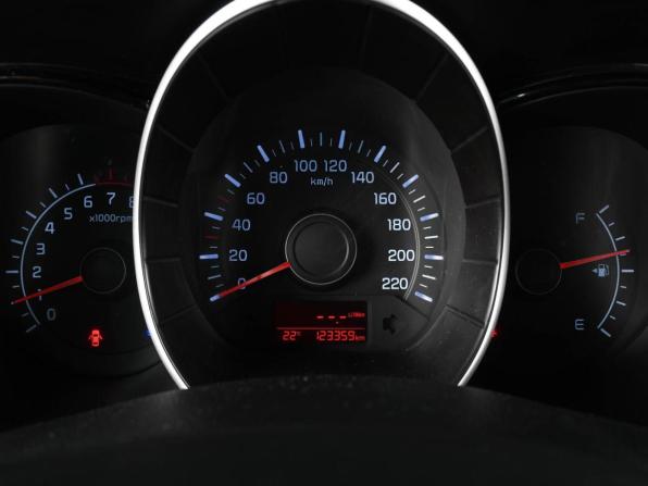 Kia Rio III Рестайлинг с пробегом 2016 года, цена 1 079 000 рублей, 123359 км, седан, Автокод Объявления