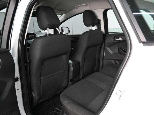Ford Focus III Рестайлинг с пробегом 2015 года, цена 969 000 рублей, 146365 км, седан, Автокод Объявления