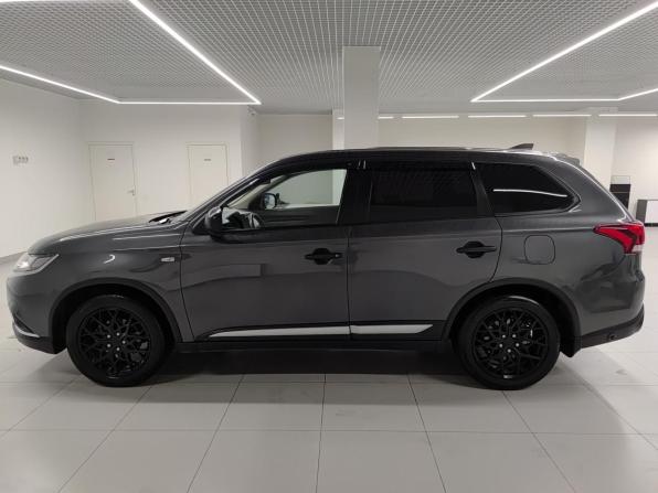 Mitsubishi Outlander III Рестайлинг 3 с пробегом 2020 года, цена 2 400 000 рублей, 85651 км, внедорожник, Автокод Объявления