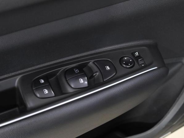 Renault Samsung QM6 I с пробегом 2019 года, цена 2 499 000 рублей, 100562 км, внедорожник, Автокод Объявления