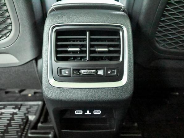 Geely Atlas Pro с пробегом 2022 года, цена 2 200 000 рублей, 60762 км, внедорожник, Автокод Объявления