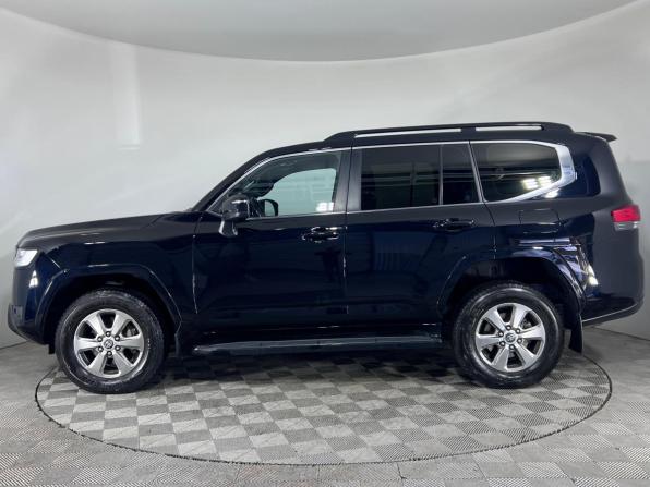 Toyota Land Cruiser 300 Series с пробегом 2023 года, цена 8 599 000 рублей, 141938 км, внедорожник, Автокод Объявления