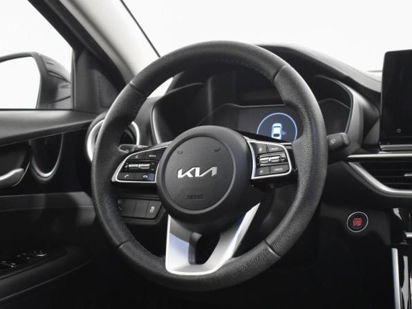 Kia K3 II (China Market) с пробегом 2022 года, цена 2 115 000 рублей, 28100 км, седан, Автокод Объявления