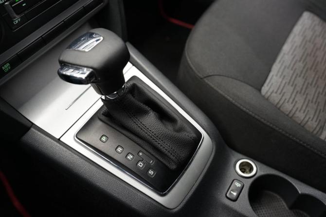 Skoda Octavia II (A5) Рестайлинг с пробегом 2013 года, цена 1 080 000 рублей, 239845 км, лифтбек, Автокод Объявления