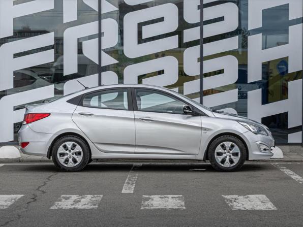 Hyundai Solaris I Рестайлинг с пробегом 2016 года, цена 1 040 000 рублей, 190037 км, седан, Автокод Объявления