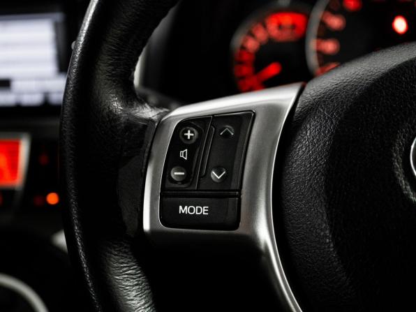 Toyota Ractis II с пробегом 2013 года, цена 859 500 рублей, 178415 км, хэтчбек, Автокод Объявления