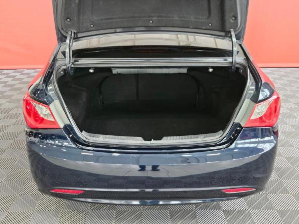 Hyundai Sonata VI (YF) с пробегом 2012 года, цена 1 049 000 рублей, 181066 км, седан, Автокод Объявления