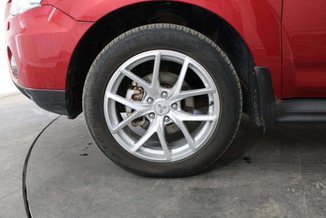 Mitsubishi Outlander II Рестайлинг с пробегом 2012 года, цена 1 295 000 рублей, 168308 км, внедорожник, Автокод Объявления