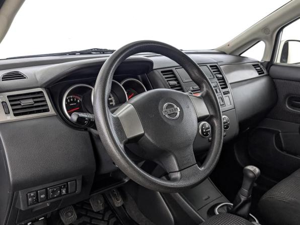 Nissan Tiida I Рестайлинг с пробегом 2011 года, цена 775 000 рублей, 161657 км, хэтчбек, Автокод Объявления