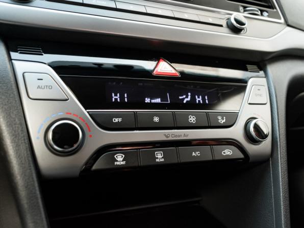 Hyundai Elantra VI (AD) с пробегом 2017 года, цена 1 600 000 рублей, 103576 км, седан, Автокод Объявления