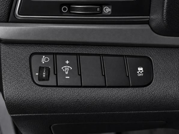 Hyundai Elantra VI (AD) с пробегом 2018 года, цена 1 609 000 рублей, 121109 км, седан, Автокод Объявления