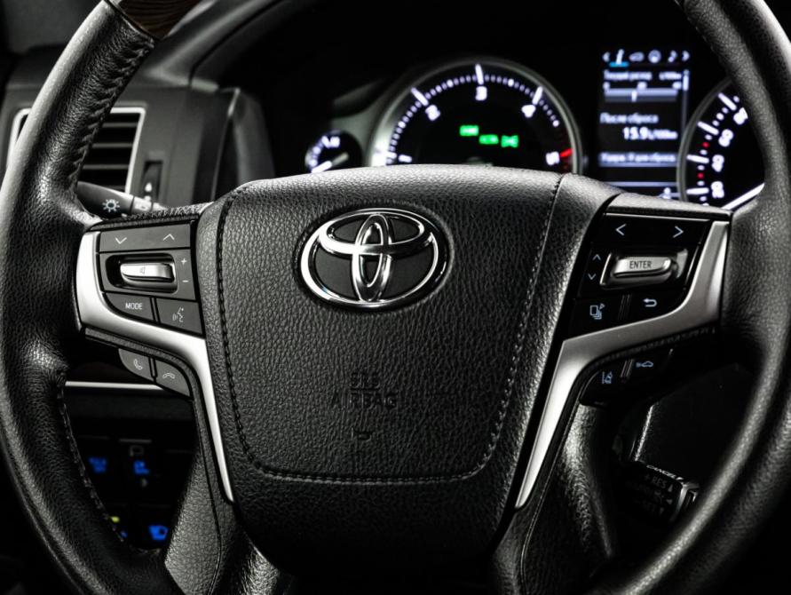 Toyota Land Cruiser 200 Series Рестайлинг 2 Санкт-Петербург  - изображение 13