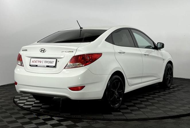 Hyundai Solaris I с пробегом 2013 года, цена 900 000 рублей, 136900 км, седан, Автокод Объявления