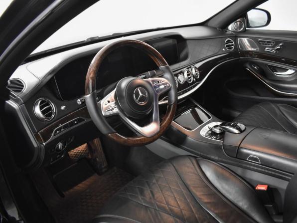 Mercedes-Benz Maybach S-Класс I (X222) Рестайлинг с пробегом 2017 года, цена 4 150 000 рублей, 174531 км, седан, Автокод Объявления