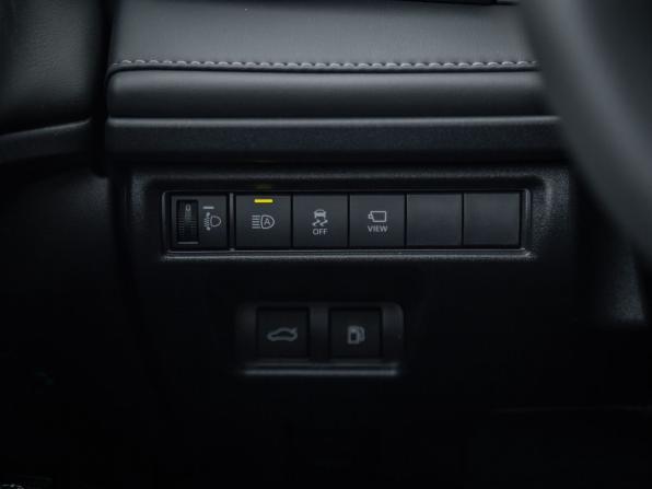 Toyota Camry IX (XV80) China Market с пробегом 2025 года, цена 4 700 000 рублей, 50 км, седан, Автокод Объявления