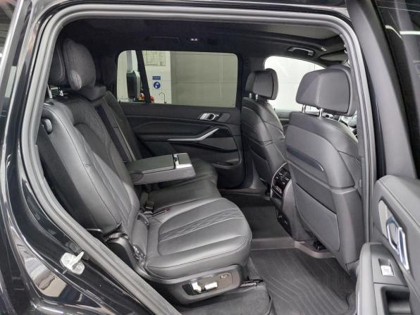 BMW X7 I (G07) с пробегом 2022 года, цена 9 900 000 рублей, 63398 км, внедорожник, Автокод Объявления