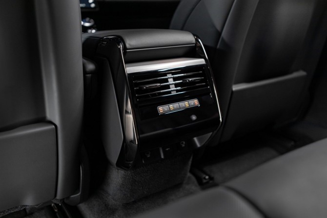 Новый Land Rover Range Rover Sport III 2024 года, цена 22 035 100 рублей, внедорожник, Автокод Объявления