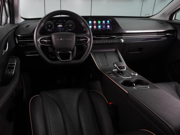 Omoda C5 I Рестайлинг с пробегом 2024 года, цена 2 120 000 рублей, 21181 км, внедорожник, Автокод Объявления