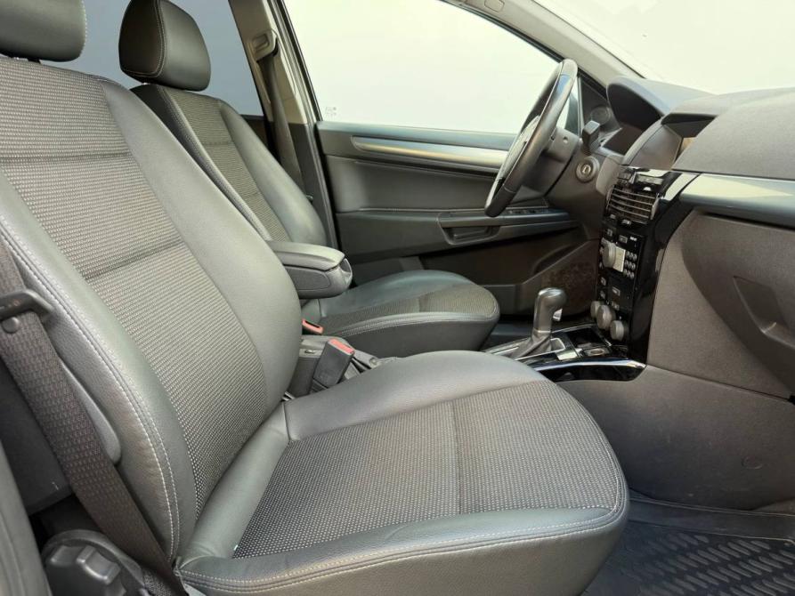 Opel Astra H Рестайлинг Москва  - изображение 10