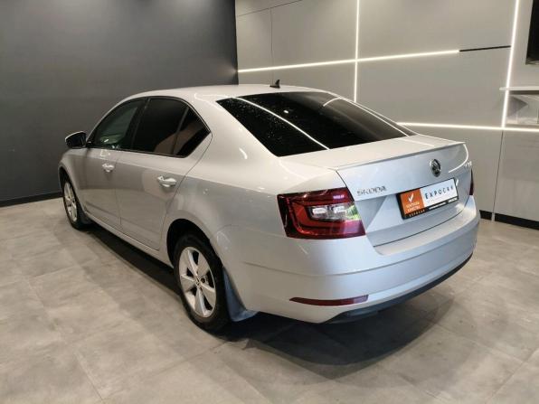 Skoda Octavia III (A7) Рестайлинг с пробегом 2018 года, цена 2 169 000 рублей, 124000 км, лифтбек, Автокод Объявления