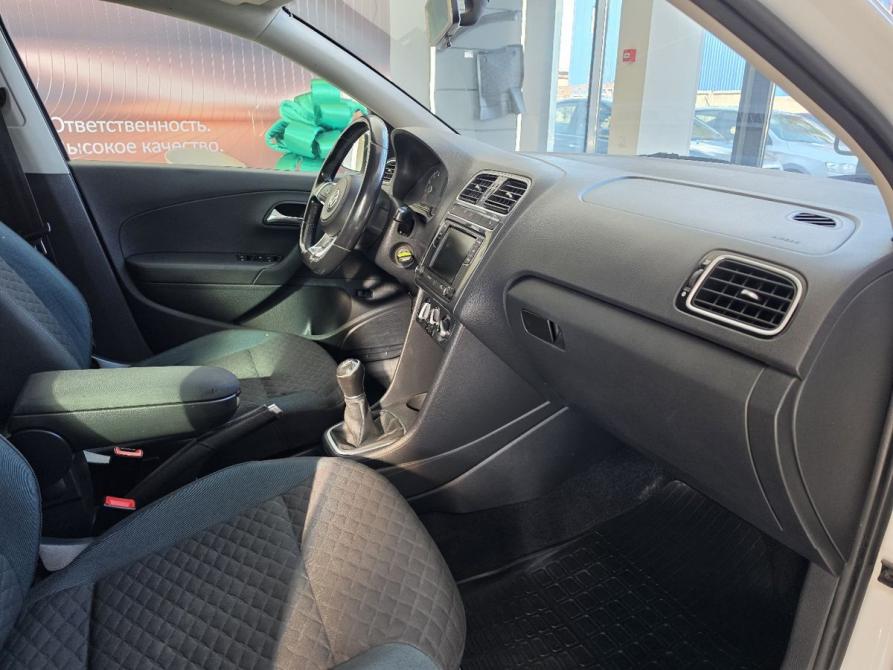 Volkswagen Polo V Рестайлинг Екатеринбург  - изображение 15