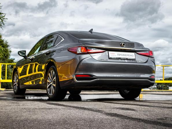 Lexus ES VII с пробегом 2021 года, цена 3 240 000 рублей, 88587 км, седан, Автокод Объявления