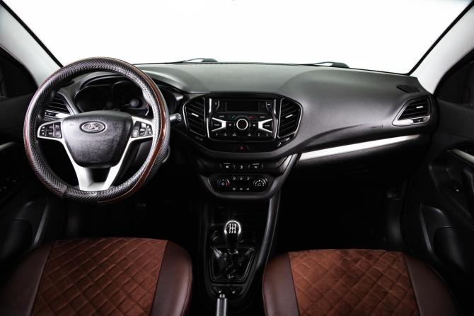 Lada (ВАЗ) Vesta I с пробегом 2019 года, цена 969 000 рублей, 94700 км, седан, Автокод Объявления