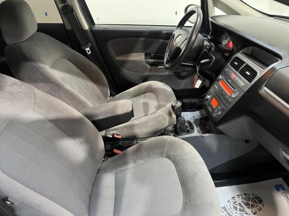 Fiat Linea с пробегом 2011 года, цена 595 000 рублей, 100315 км, седан, Автокод Объявления