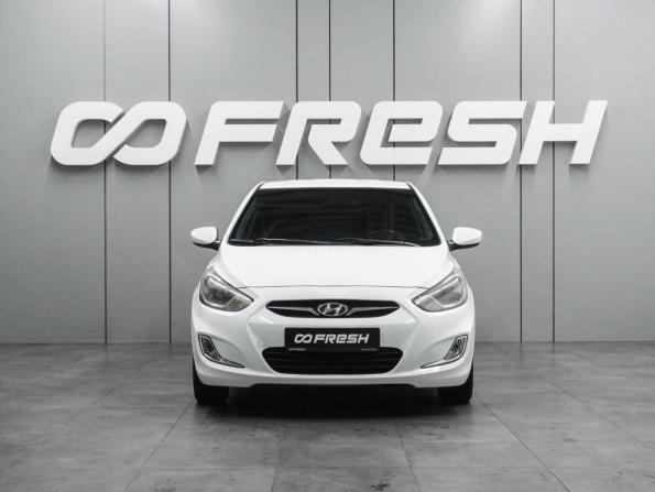 Hyundai Solaris I с пробегом 2012 года, цена 719 000 рублей, 168786 км, седан, Автокод Объявления
