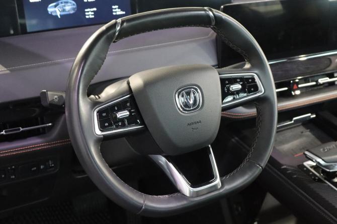 Changan UNI-K с пробегом 2022 года, цена 2 499 000 рублей, 22000 км, внедорожник, Автокод Объявления