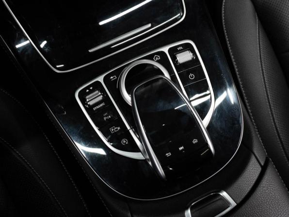 Mercedes-Benz E-Класс V (W213 S213 C238) с пробегом 2020 года, цена 4 549 000 рублей, 62281 км, седан, Автокод Объявления