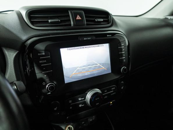 Kia Soul II Рестайлинг с пробегом 2018 года, цена 1 679 700 рублей, 102694 км, хэтчбек, Автокод Объявления
