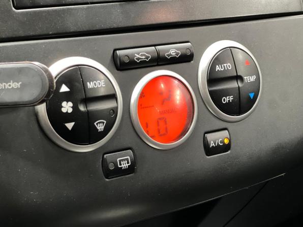 Nissan Tiida I с пробегом 2010 года, цена 850 000 рублей, 128726 км, седан, Автокод Объявления