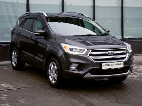 Ford Kuga II Рестайлинг с пробегом 2017 года, цена 1 690 000 рублей, 95000 км, внедорожник, Автокод Объявления