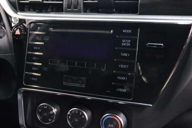 Toyota Corolla XI (E160 E170 E180) Рестайлинг 1 с пробегом 2017 года, цена 1 665 650 рублей, 114700 км, седан, Автокод Объявления