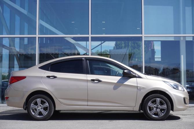 Hyundai Solaris I с пробегом 2013 года, цена 799 000 рублей, 157100 км, седан, Автокод Объявления