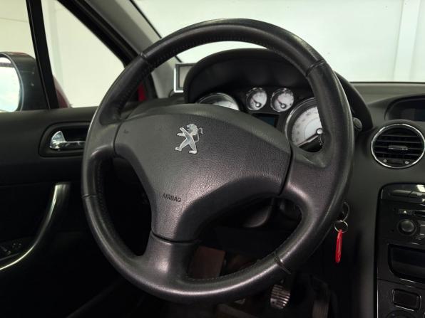 Peugeot 408 I с пробегом 2013 года, цена 570 000 рублей, 124603 км, седан, Автокод Объявления