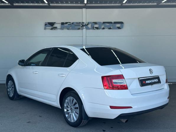 Skoda Octavia III (A7) с пробегом 2014 года, цена 819 000 рублей, 607000 км, лифтбек, Автокод Объявления