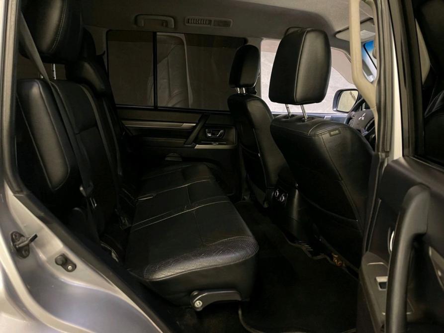Mitsubishi Pajero IV Рестайлинг 1 Новосибирск  - изображение 15