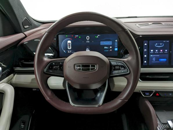 Geely Monjaro I с пробегом 2023 года, цена 2 990 000 рублей, 51008 км, внедорожник, Автокод Объявления