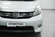 Toyota ISis I Рестайлинг Казань  - изображение 32