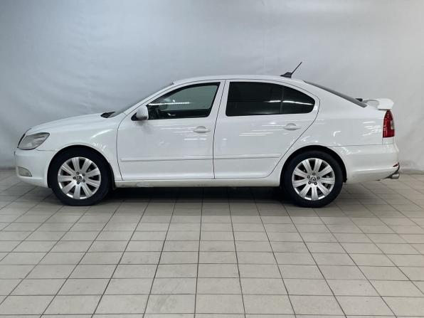 Skoda Octavia II (A5) Рестайлинг с пробегом 2012 года, цена 650 000 рублей, 235135 км, лифтбек, Автокод Объявления