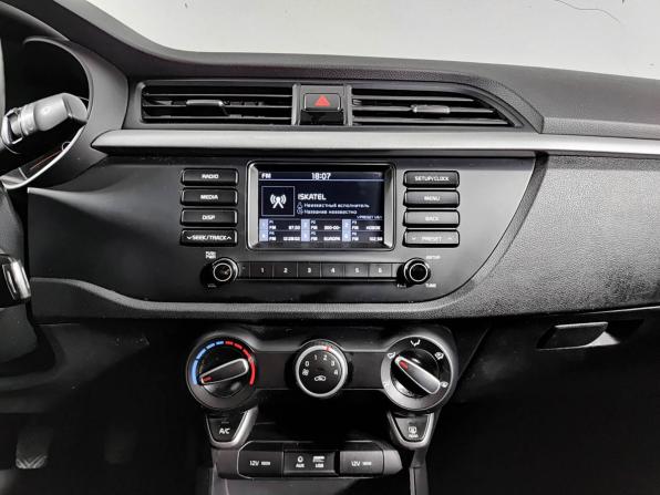 Kia Rio IV с пробегом 2017 года, цена 1 054 000 рублей, 176000 км, седан, Автокод Объявления